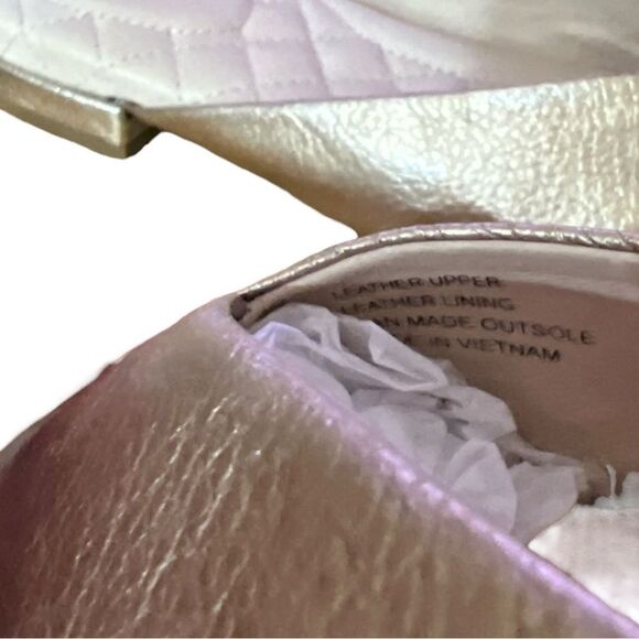 Birdies Swan Gold Mule Flat Size 5 - Picture 8 of 9